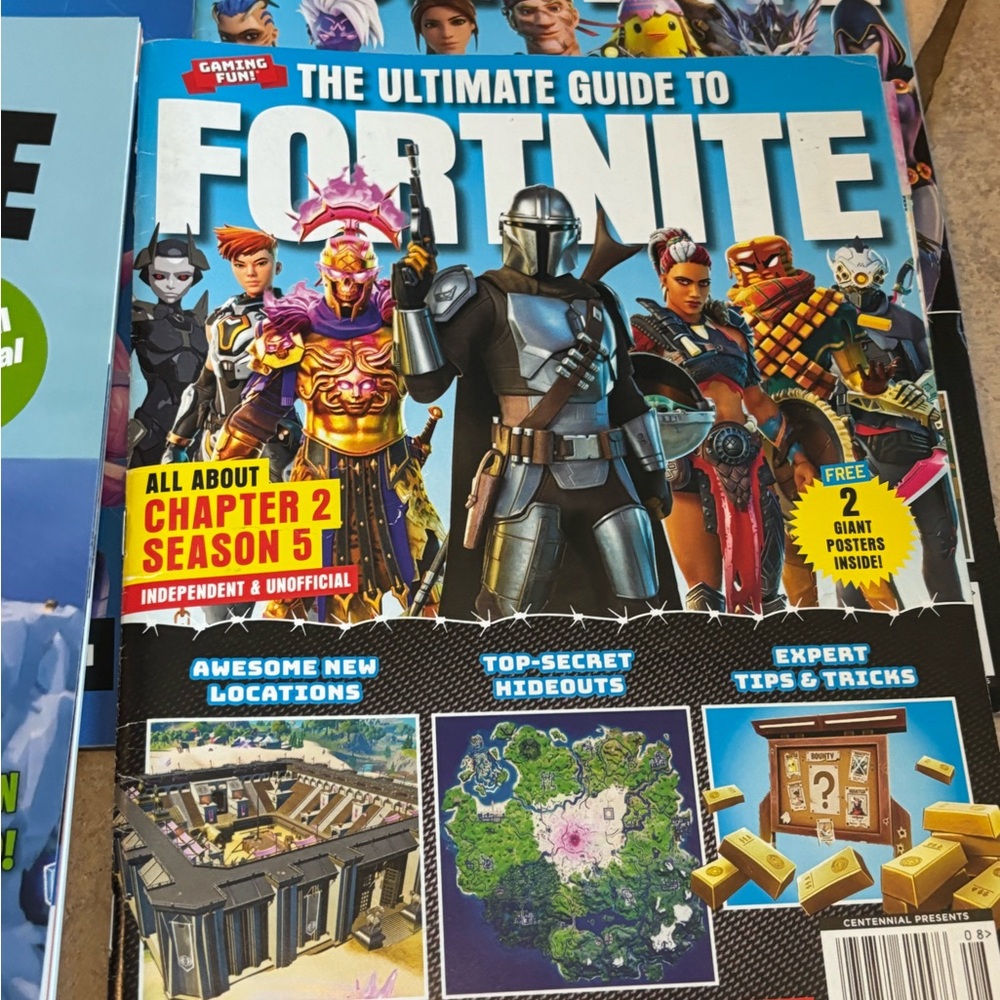 Fortnite Guide Book Magazines Collection - Picture 5 of 7